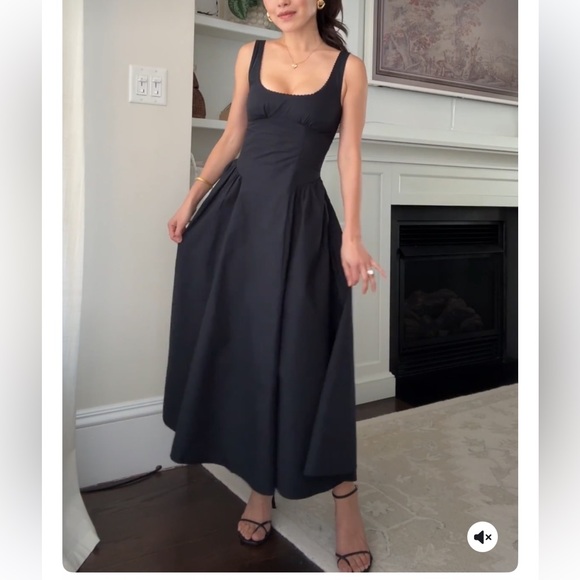 New! Abercrombie & fitch Dylan bra free midi dress - Picture 6 of 9